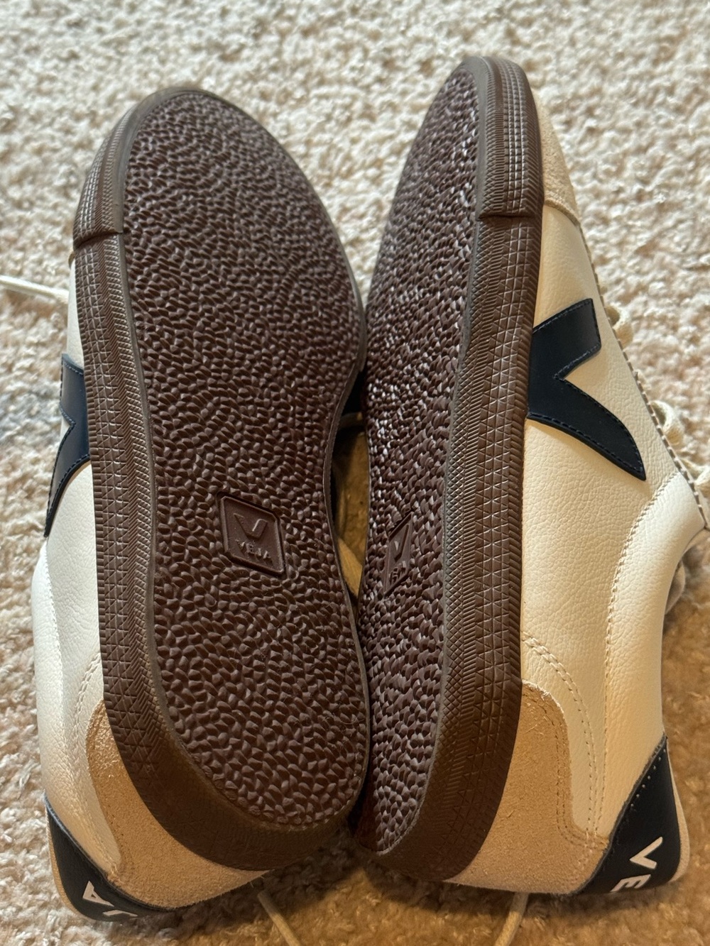 NEW Veja Volley Low Top Sneakers in White Nautico Bark - Picture 8 of 8